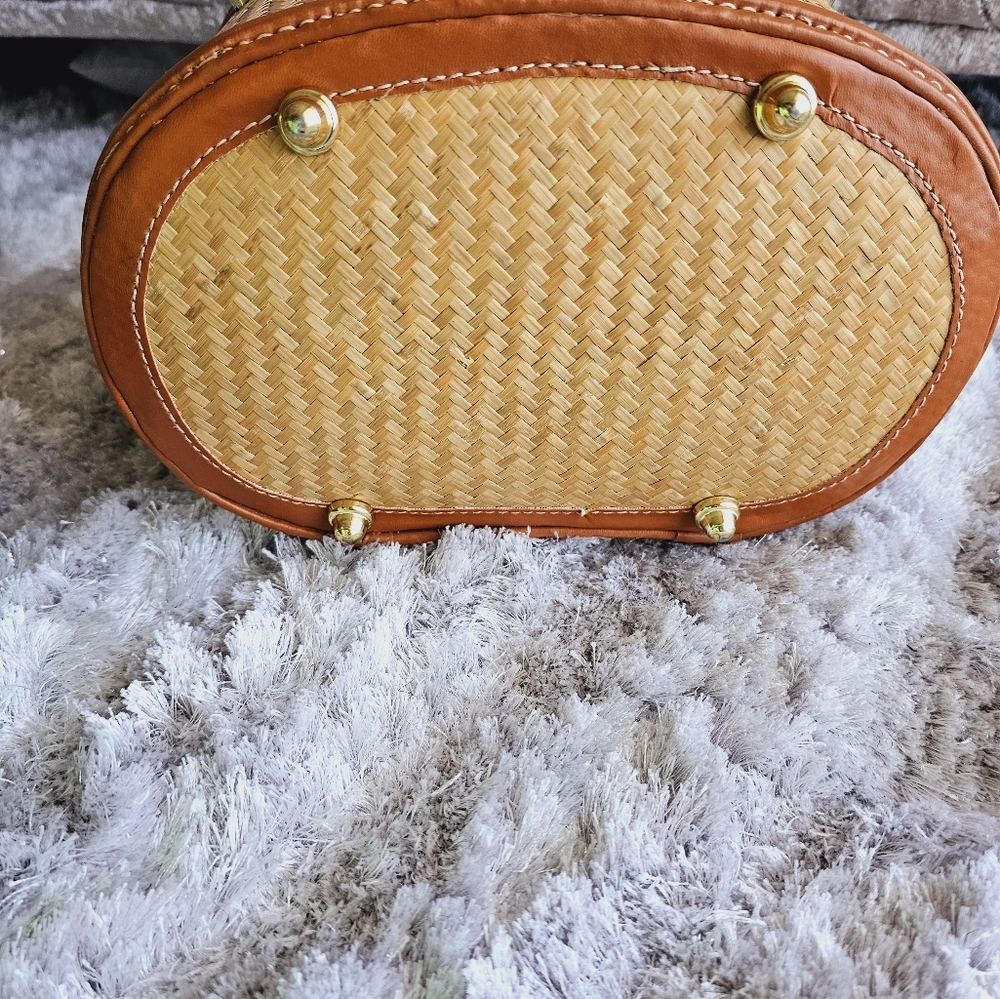 Cosmetic/Handbag - Picture 4 of 9
